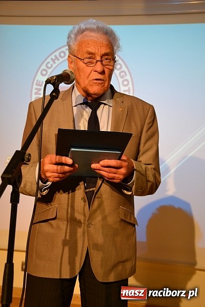 Zdjęcie w galerii na portalu naszraciborz.pl: Raciborski WOPR świętował 50-lecie na Zamku Piastowskim. Starosta dał odznakę, prezydent samochód wiadomości z regionu