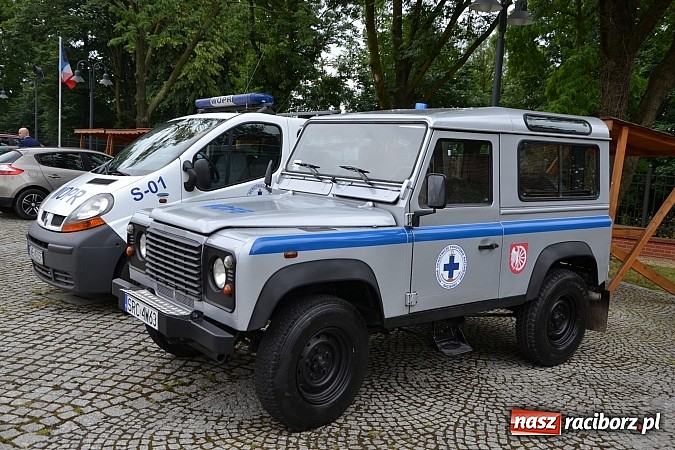 Zdjęcie w galerii na portalu naszraciborz.pl: Raciborski WOPR świętował 50-lecie na Zamku Piastowskim. Starosta dał odznakę, prezydent samochód wiadomości z regionu