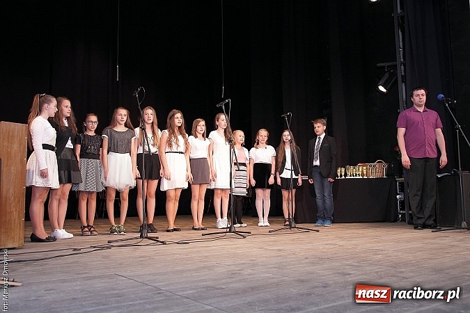 Zdjęcie w galerii na portalu naszraciborz.pl: Gala najlepszych z najlepszych SP 18 wiadomości z regionu