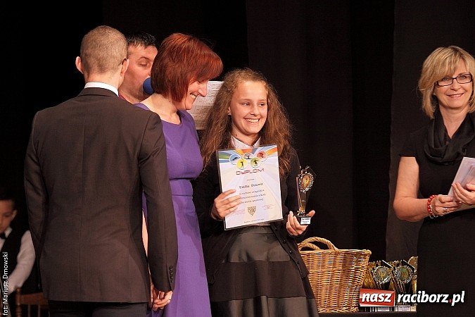 Zdjęcie w galerii na portalu naszraciborz.pl: Gala najlepszych z najlepszych SP 18 wiadomości z regionu