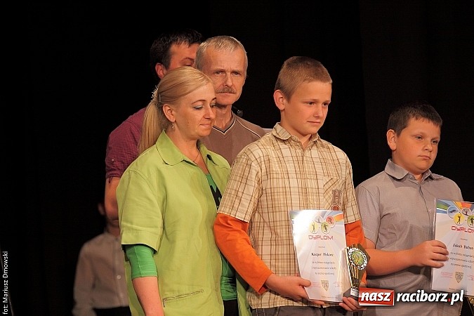 Zdjęcie w galerii na portalu naszraciborz.pl: Gala najlepszych z najlepszych SP 18 wiadomości z regionu