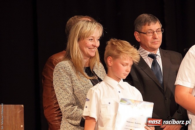 Zdjęcie w galerii na portalu naszraciborz.pl: Gala najlepszych z najlepszych SP 18 wiadomości z regionu