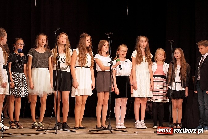 Zdjęcie w galerii na portalu naszraciborz.pl: Gala najlepszych z najlepszych SP 18 wiadomości z regionu