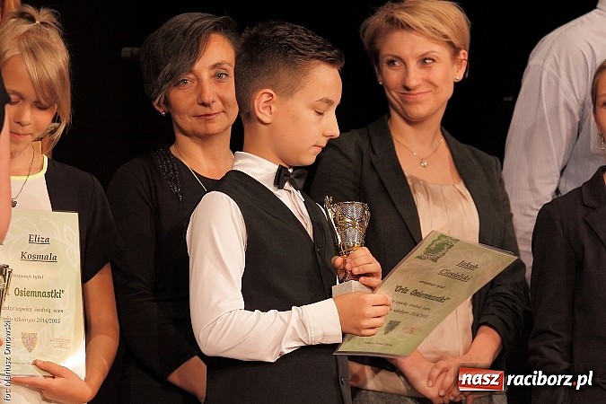 Zdjęcie w galerii na portalu naszraciborz.pl: Gala najlepszych z najlepszych SP 18 wiadomości z regionu