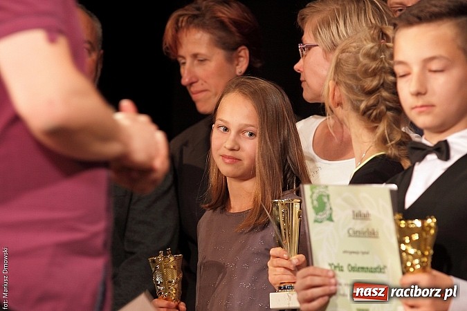 Zdjęcie w galerii na portalu naszraciborz.pl: Gala najlepszych z najlepszych SP 18 wiadomości z regionu