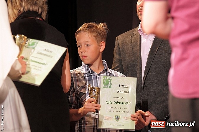 Zdjęcie w galerii na portalu naszraciborz.pl: Gala najlepszych z najlepszych SP 18 wiadomości z regionu