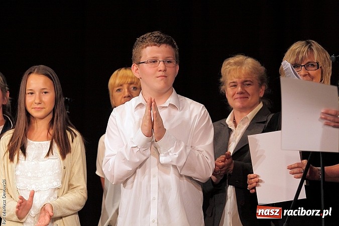 Zdjęcie w galerii na portalu naszraciborz.pl: Gala najlepszych z najlepszych SP 18 wiadomości z regionu