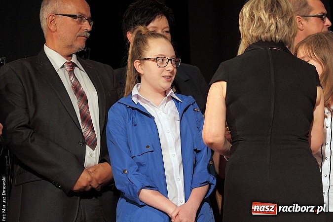Zdjęcie w galerii na portalu naszraciborz.pl: Gala najlepszych z najlepszych SP 18 wiadomości z regionu