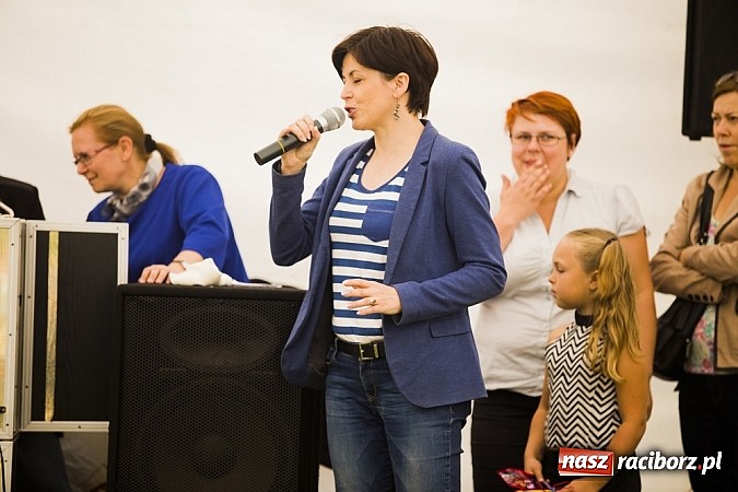 Zdjęcie w galerii na portalu naszraciborz.pl: Nędza tańcem bogata - folklor na Leśnej Polanie wiadomości z regionu