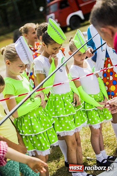 Zdjęcie w galerii na portalu naszraciborz.pl: Nędza tańcem bogata - folklor na Leśnej Polanie wiadomości z regionu