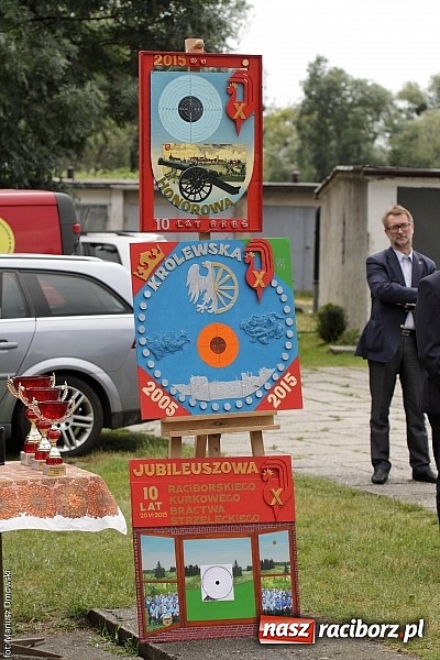 Zdjęcie w galerii na portalu naszraciborz.pl: Krzyżek z podkową, Ludwikowski na tronie  wiadomości z regionu