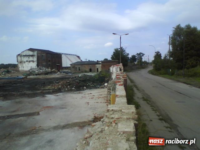Zdjęcie w galerii na portalu naszraciborz.pl: Cukrownia znika w oczach wiadomości z regionu