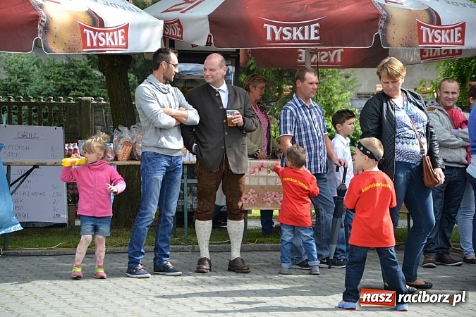 Zdjęcie w galerii na portalu naszraciborz.pl: Podwójne urodziny w Tworkowie wiadomości z regionu