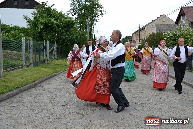 Zdjęcie w galerii na portalu naszraciborz.pl: Podwójne urodziny w Tworkowie wiadomości z regionu