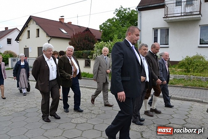 Zdjęcie w galerii na portalu naszraciborz.pl: Podwójne urodziny w Tworkowie wiadomości z regionu