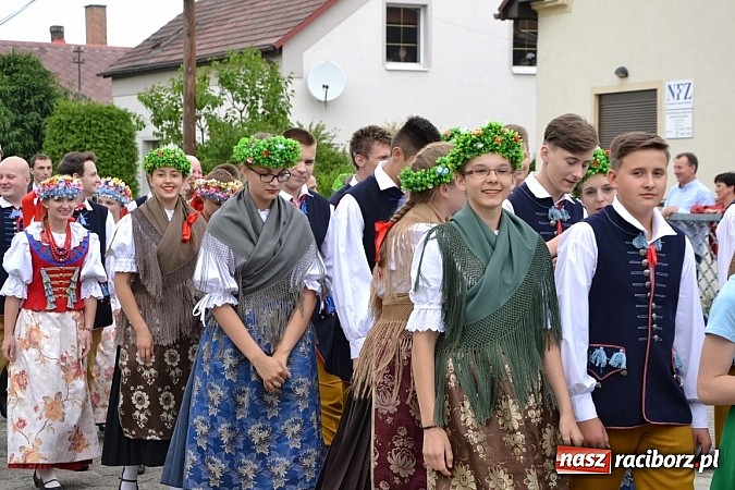 Zdjęcie w galerii na portalu naszraciborz.pl: Podwójne urodziny w Tworkowie wiadomości z regionu