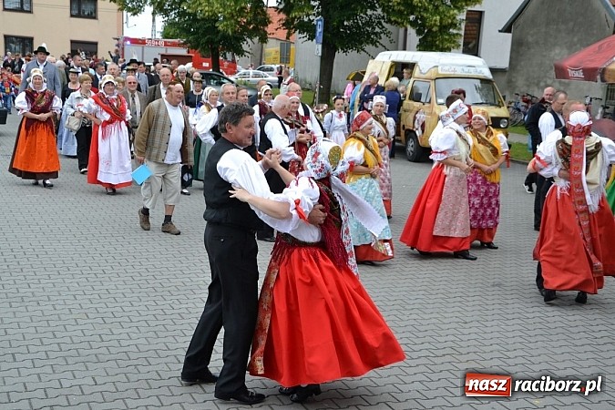 Zdjęcie w galerii na portalu naszraciborz.pl: Podwójne urodziny w Tworkowie wiadomości z regionu