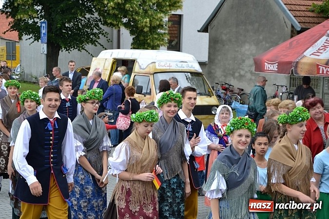 Zdjęcie w galerii na portalu naszraciborz.pl: Podwójne urodziny w Tworkowie wiadomości z regionu