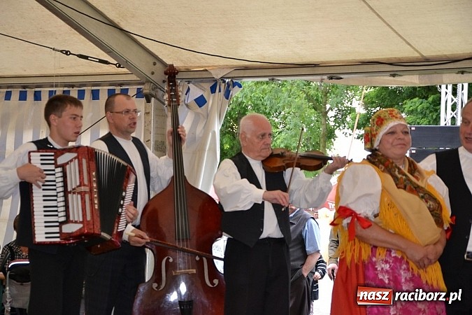 Zdjęcie w galerii na portalu naszraciborz.pl: Podwójne urodziny w Tworkowie wiadomości z regionu