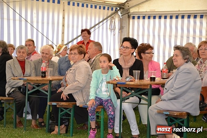 Zdjęcie w galerii na portalu naszraciborz.pl: Podwójne urodziny w Tworkowie wiadomości z regionu