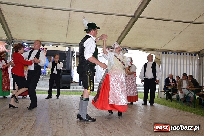 Zdjęcie w galerii na portalu naszraciborz.pl: Podwójne urodziny w Tworkowie wiadomości z regionu