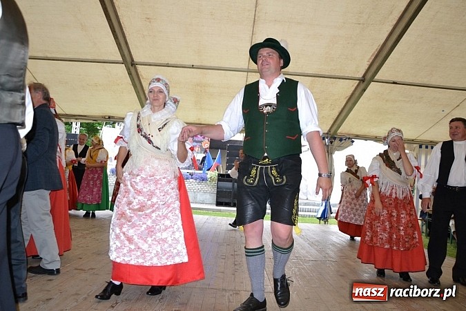 Zdjęcie w galerii na portalu naszraciborz.pl: Podwójne urodziny w Tworkowie wiadomości z regionu