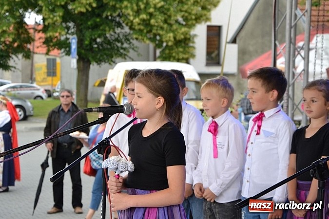 Zdjęcie w galerii na portalu naszraciborz.pl: Podwójne urodziny w Tworkowie wiadomości z regionu