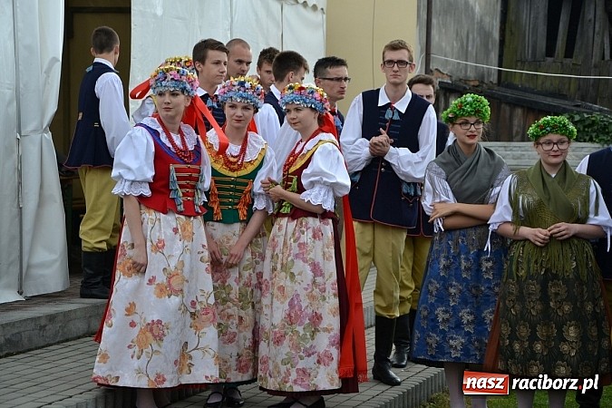 Zdjęcie w galerii na portalu naszraciborz.pl: Podwójne urodziny w Tworkowie wiadomości z regionu