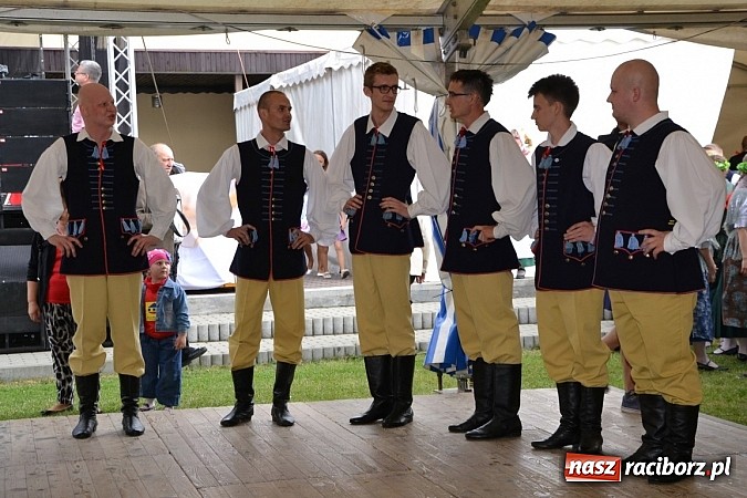Zdjęcie w galerii na portalu naszraciborz.pl: Podwójne urodziny w Tworkowie wiadomości z regionu