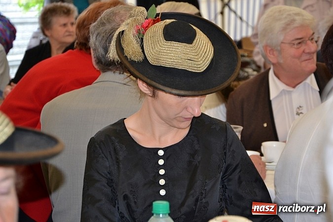 Zdjęcie w galerii na portalu naszraciborz.pl: Podwójne urodziny w Tworkowie wiadomości z regionu