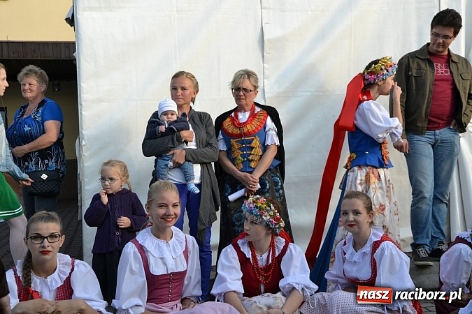 Zdjęcie w galerii na portalu naszraciborz.pl: Podwójne urodziny w Tworkowie wiadomości z regionu