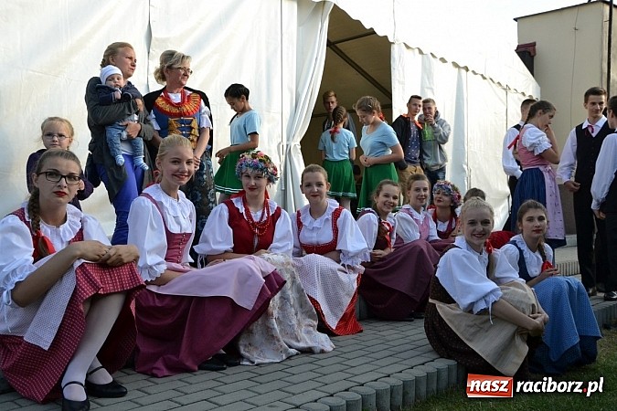 Zdjęcie w galerii na portalu naszraciborz.pl: Podwójne urodziny w Tworkowie wiadomości z regionu