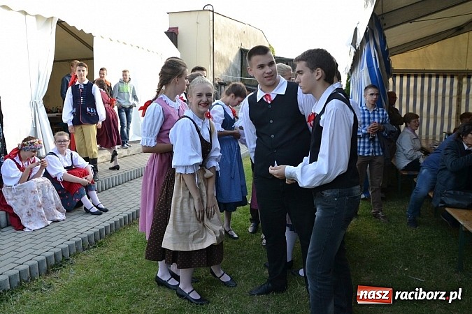 Zdjęcie w galerii na portalu naszraciborz.pl: Podwójne urodziny w Tworkowie wiadomości z regionu