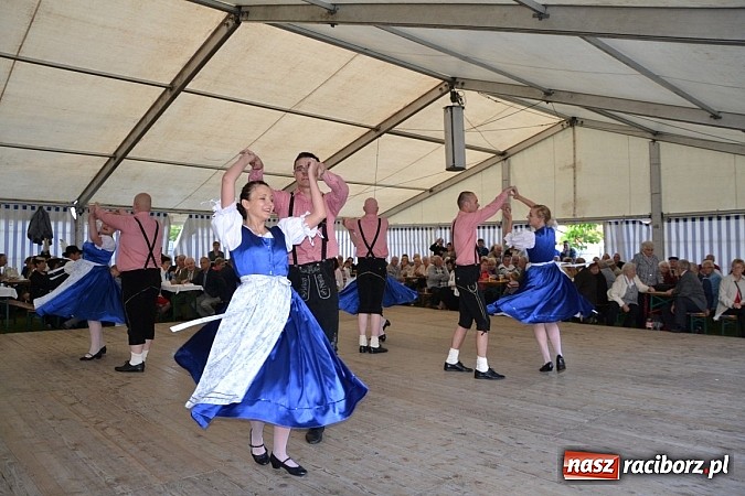 Zdjęcie w galerii na portalu naszraciborz.pl: Podwójne urodziny w Tworkowie wiadomości z regionu