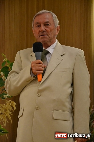 Zdjęcie w galerii na portalu naszraciborz.pl: Czerwcowe wariacje o miłości w poezji, czyli montaż słowno – muzyczny na Zamku Piastowskim  wiadomości z regionu