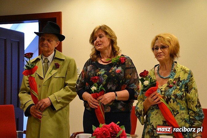 Zdjęcie w galerii na portalu naszraciborz.pl: Czerwcowe wariacje o miłości w poezji, czyli montaż słowno – muzyczny na Zamku Piastowskim  wiadomości z regionu