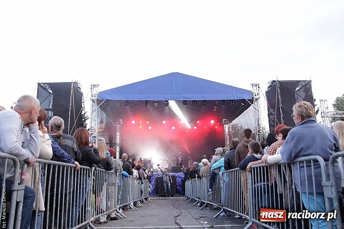 Zdjęcie w galerii na portalu naszraciborz.pl: Dżem wypełnił po brzegi plac Długosza! wiadomości z regionu