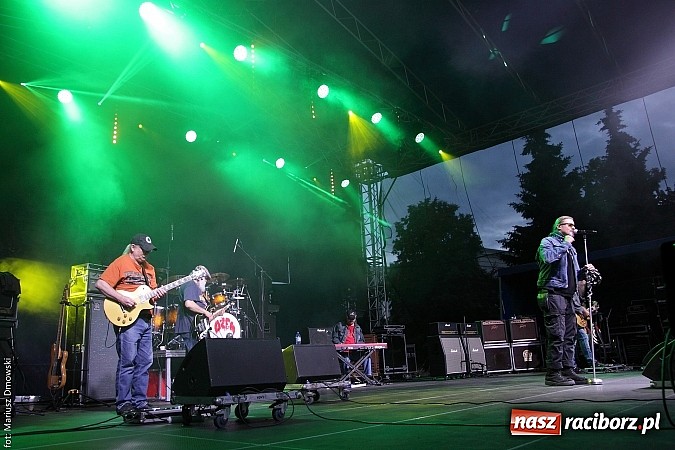 Zdjęcie w galerii na portalu naszraciborz.pl: Dżem wypełnił po brzegi plac Długosza! wiadomości z regionu