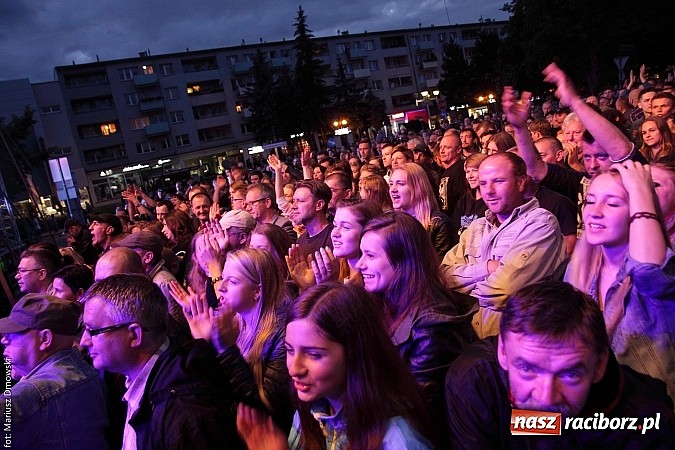 Zdjęcie w galerii na portalu naszraciborz.pl: Dżem wypełnił po brzegi plac Długosza! wiadomości z regionu