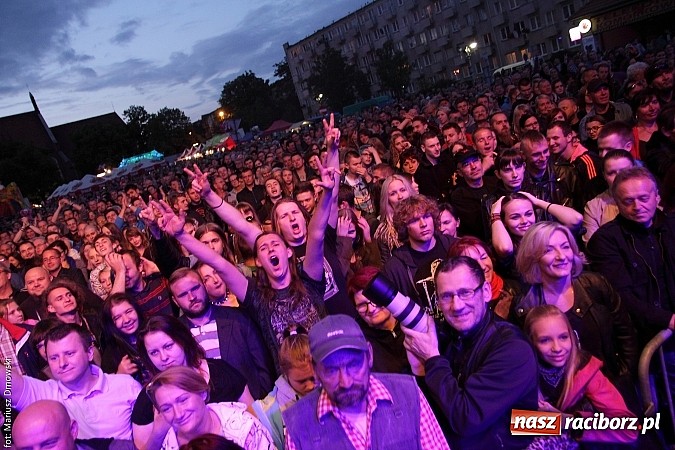 Zdjęcie w galerii na portalu naszraciborz.pl: Dżem wypełnił po brzegi plac Długosza! wiadomości z regionu