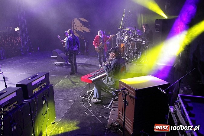 Zdjęcie w galerii na portalu naszraciborz.pl: Dżem wypełnił po brzegi plac Długosza! wiadomości z regionu