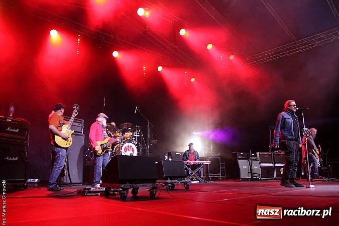 Zdjęcie w galerii na portalu naszraciborz.pl: Dżem wypełnił po brzegi plac Długosza! wiadomości z regionu