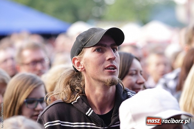 Zdjęcie w galerii na portalu naszraciborz.pl: Dżem wypełnił po brzegi plac Długosza! wiadomości z regionu