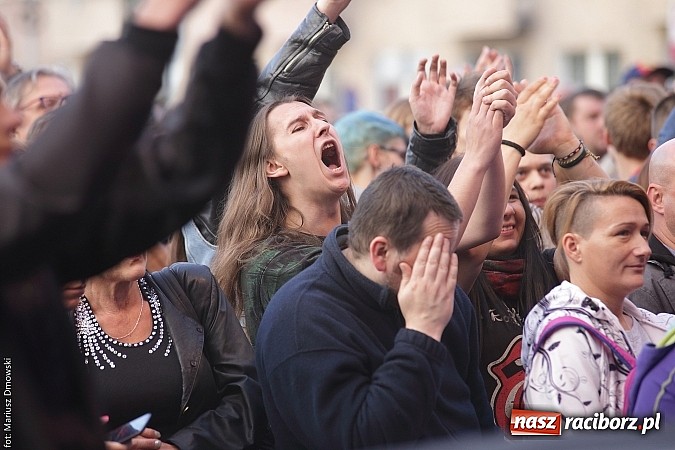 Zdjęcie w galerii na portalu naszraciborz.pl: Dżem wypełnił po brzegi plac Długosza! wiadomości z regionu