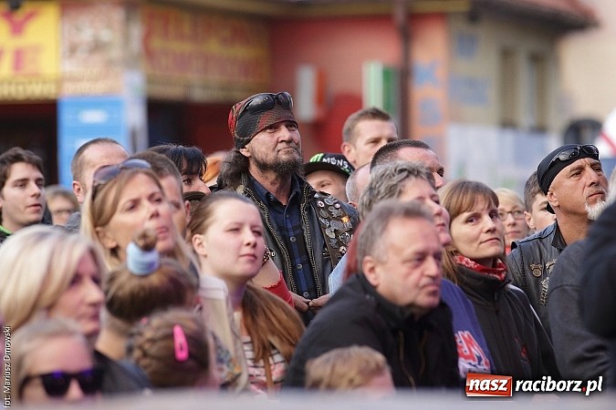 Zdjęcie w galerii na portalu naszraciborz.pl: Dżem wypełnił po brzegi plac Długosza! wiadomości z regionu