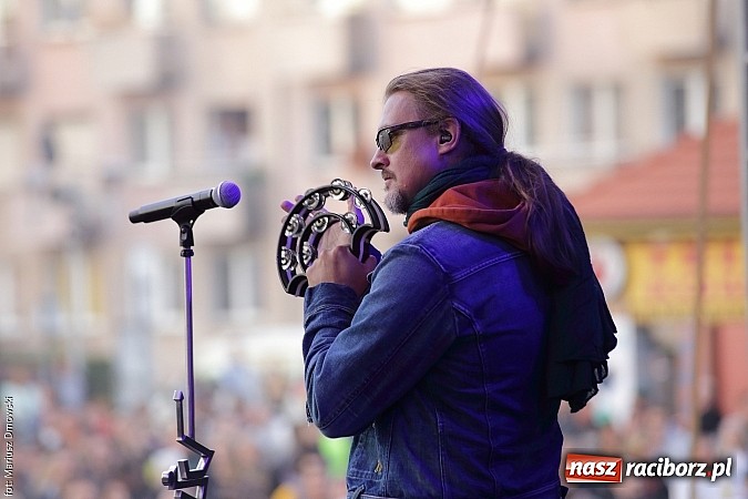 Zdjęcie w galerii na portalu naszraciborz.pl: Dżem wypełnił po brzegi plac Długosza! wiadomości z regionu