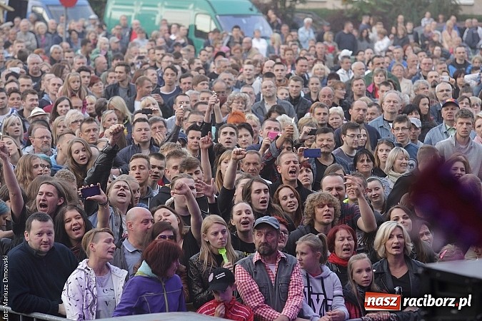 Zdjęcie w galerii na portalu naszraciborz.pl: Dżem wypełnił po brzegi plac Długosza! wiadomości z regionu