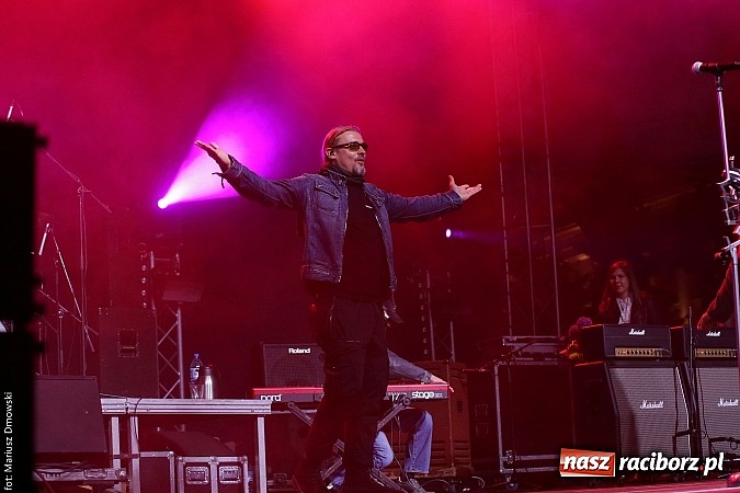 Zdjęcie w galerii na portalu naszraciborz.pl: Dżem wypełnił po brzegi plac Długosza! wiadomości z regionu