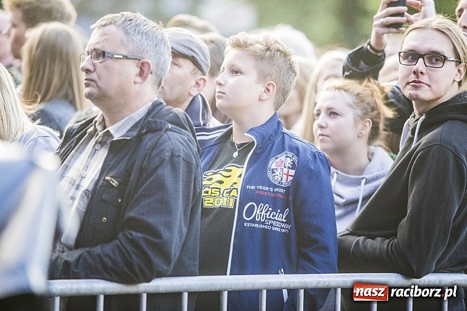 Zdjęcie w galerii na portalu naszraciborz.pl: Dżem wypełnił po brzegi plac Długosza! wiadomości z regionu