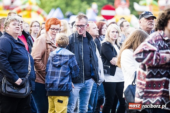Zdjęcie w galerii na portalu naszraciborz.pl: Dżem wypełnił po brzegi plac Długosza! wiadomości z regionu